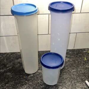 Set of 3 Blue Lid Spaghetti keepers and small Storage Container